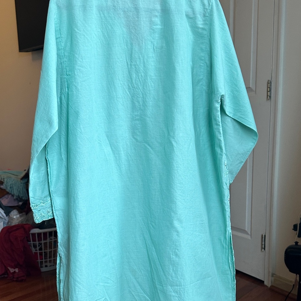 Classic Embroidered Women Kurta in Mint Green - Picture 6 of 10